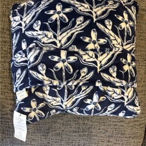 Vera Bradley Navy and White Plush Blanket